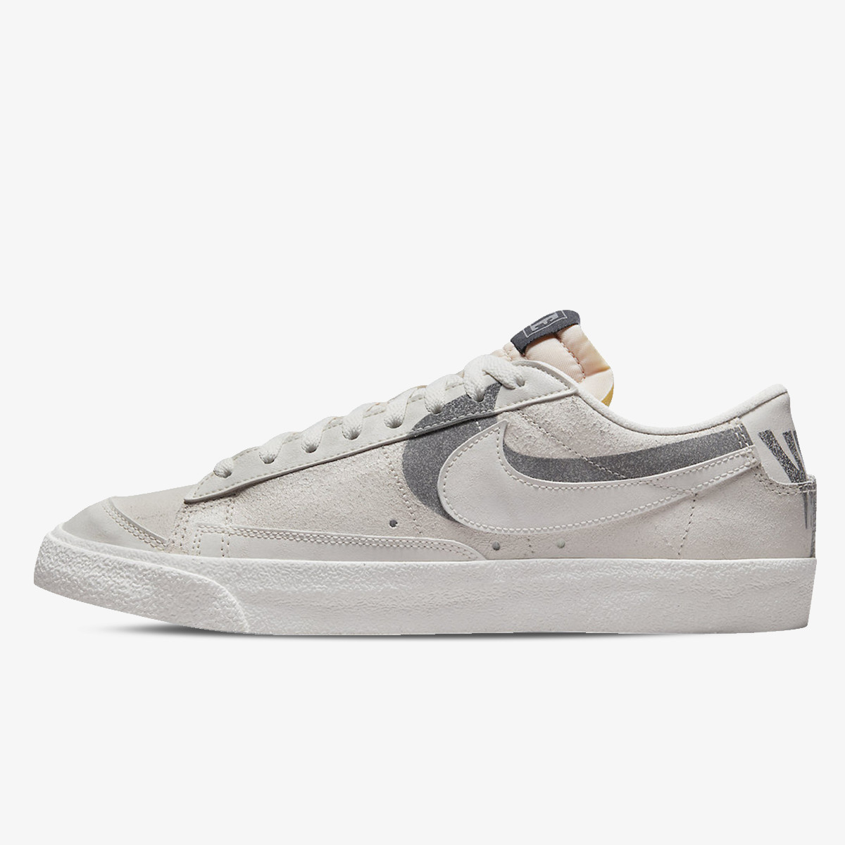 Nike blazer hotsell low prm