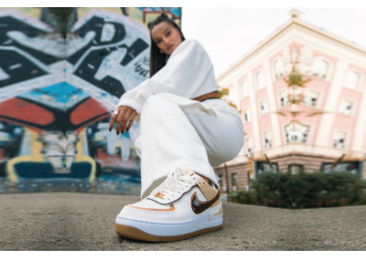 Nike Air Force 1 Shadow: Dokonalý pár pro městský styl