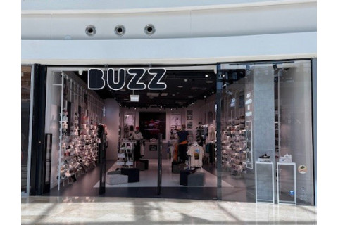 BUZZ, OC Metropole Zličín