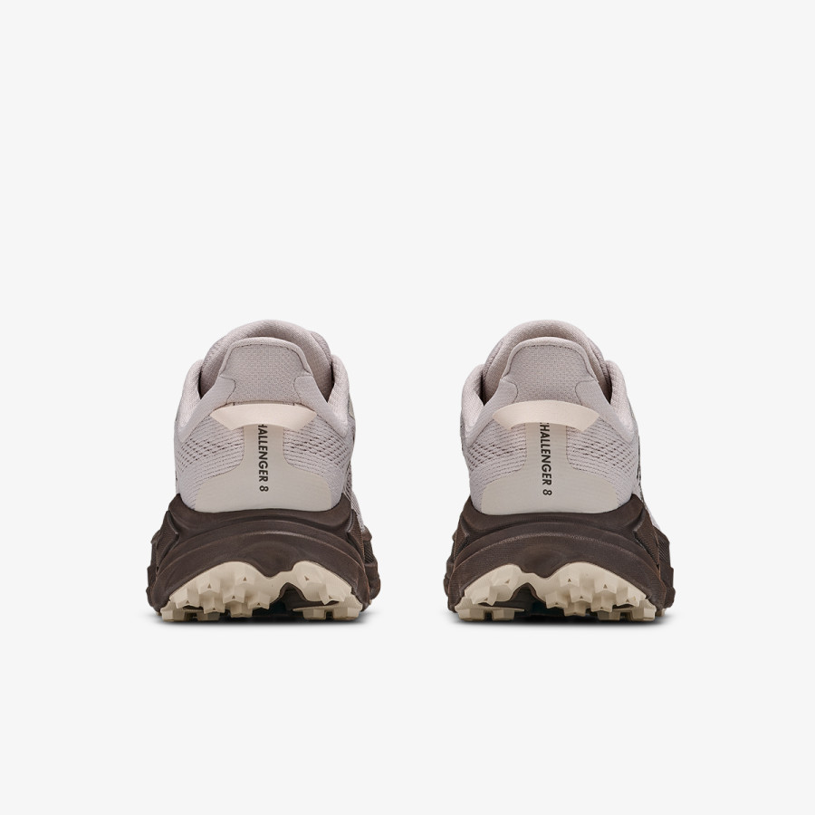 Hoka Challenger8 