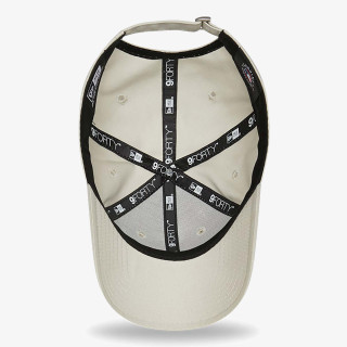 NEW ERA FEMALE LEAGUE ESS 9FORTY® NEW YORK YANKEES 