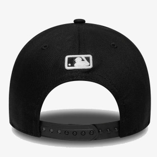 New Era 9FORTY® MCROWN 