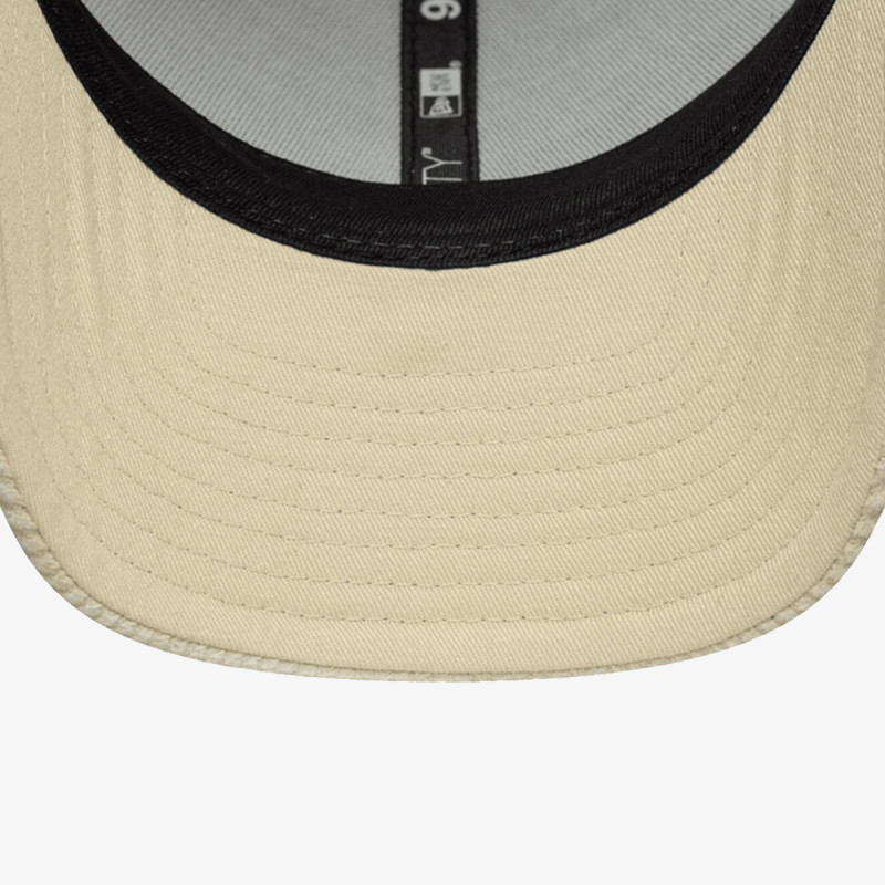 New Era CORD 9FORTY® MCROWN 