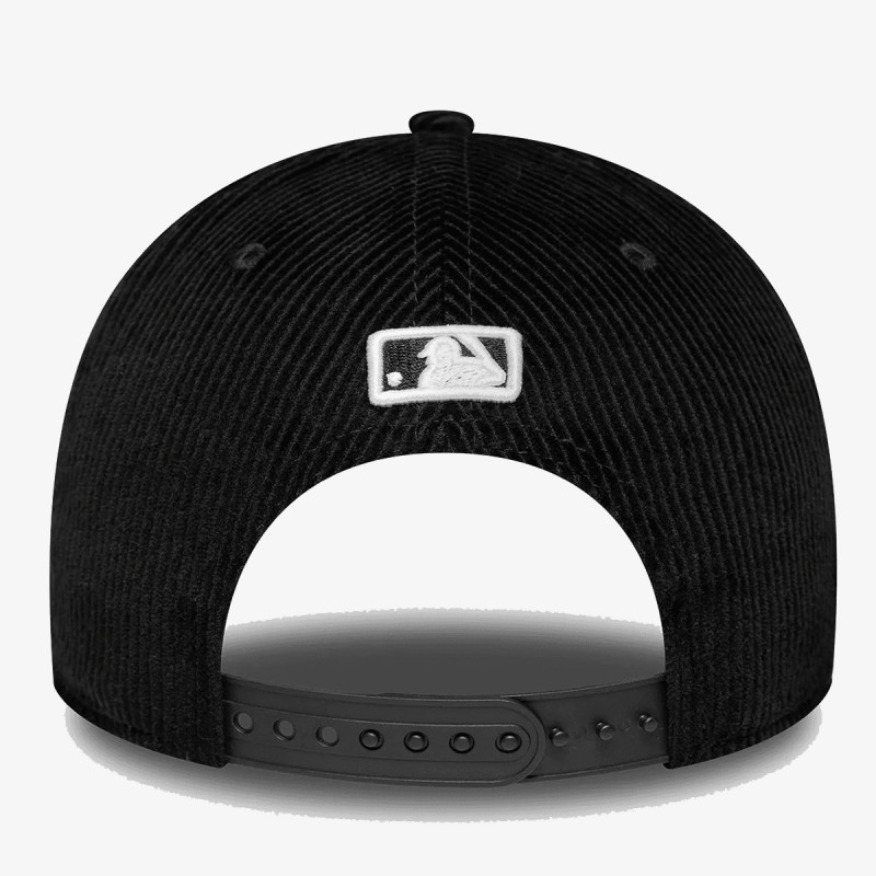 New Era CORD 9FORTY® MCROWN 