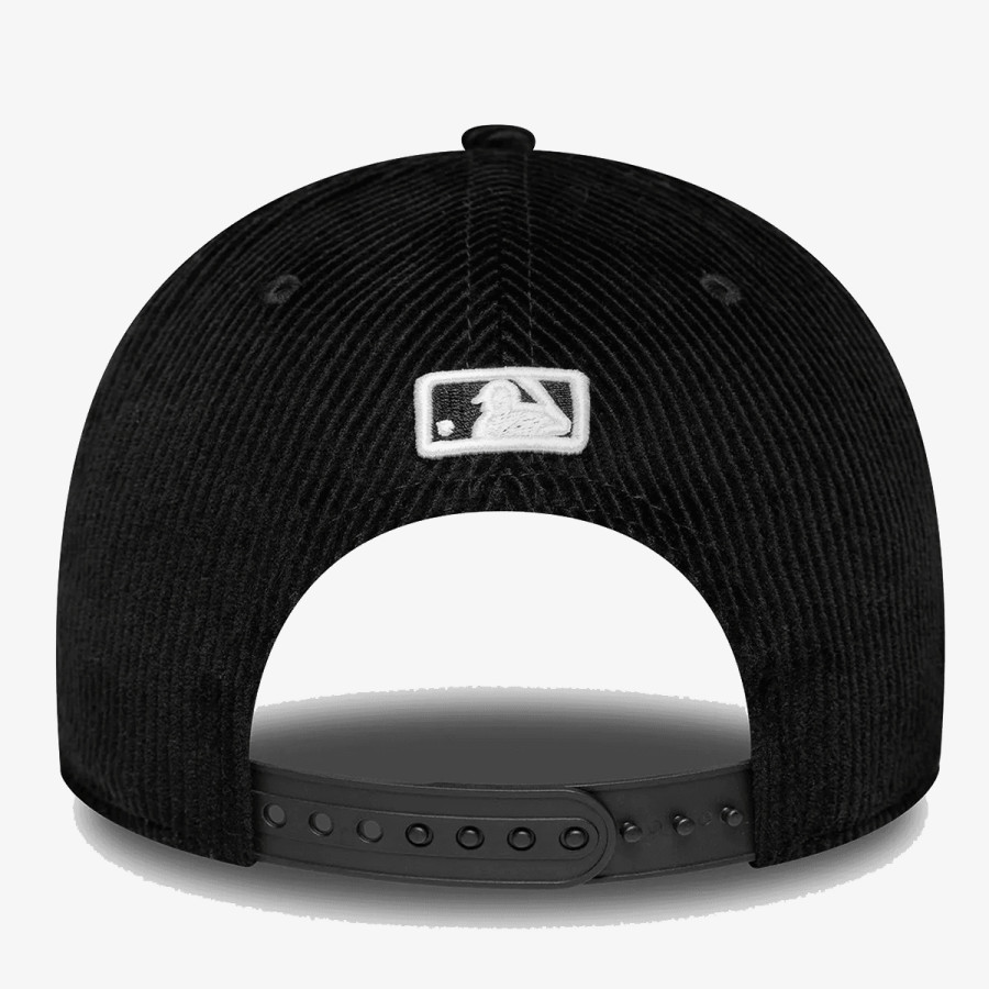 New Era CORD 9FORTY® MCROWN 
