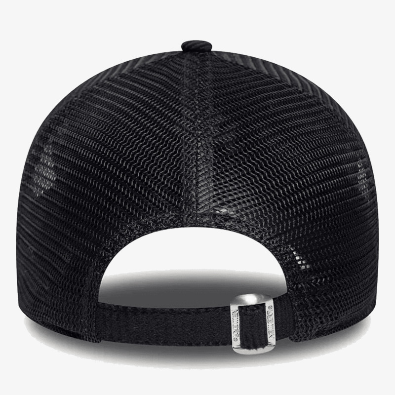 New Era CORD 9TWENTY® TRUCKER 