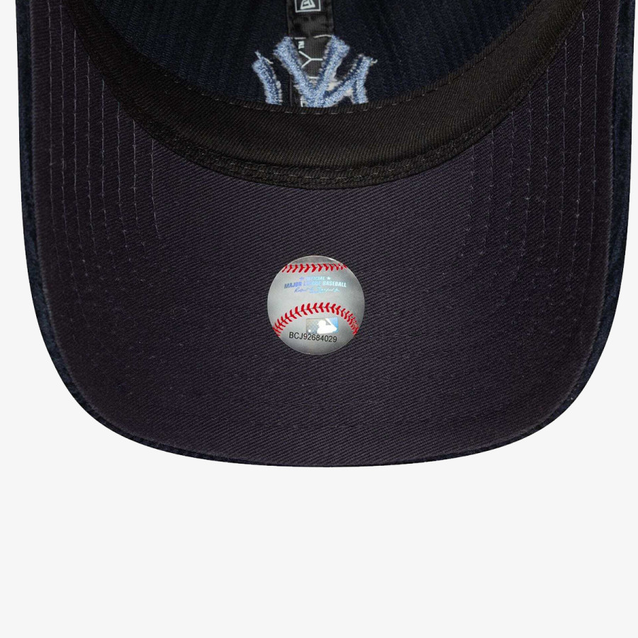 New Era CORD 9TWENTY® TRUCKER 