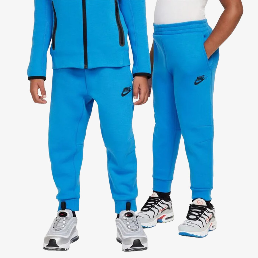 Nike Tech Fleece 