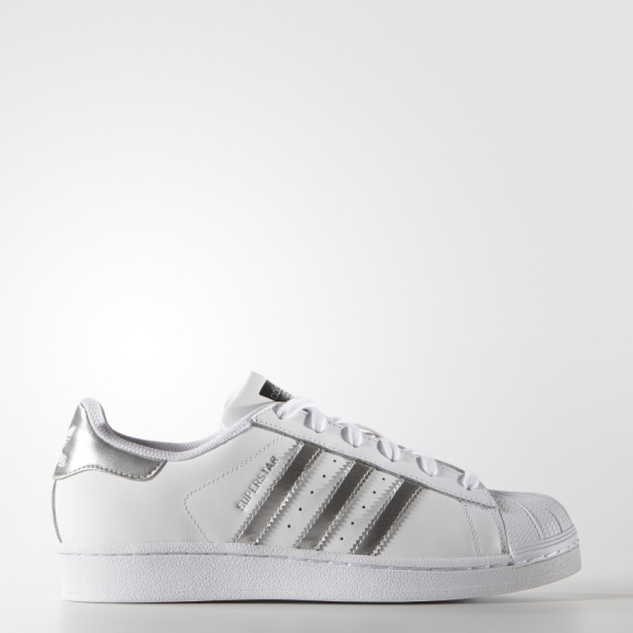 adidas SUPERSTAR 