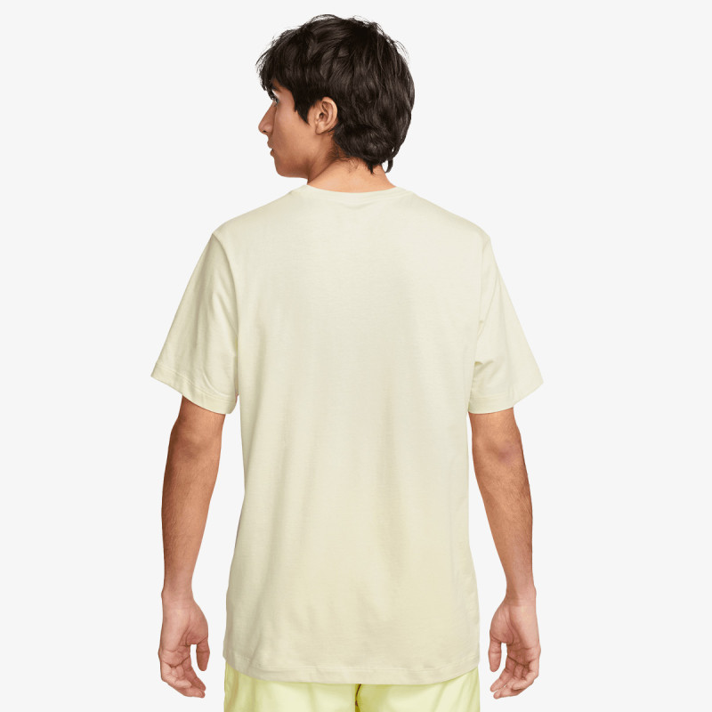 Nike Sportswear Club 