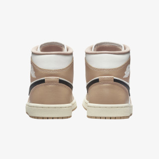 Nike WMNS AIR JORDAN 1 MID 