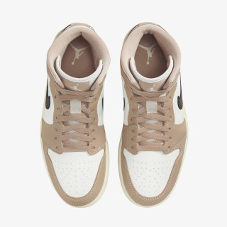 Nike WMNS AIR JORDAN 1 MID 