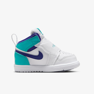 Nike SKY JORDAN 1 BT 