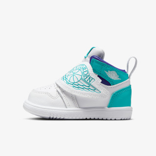 Nike SKY JORDAN 1 BT 