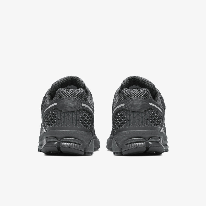 Nike NIKE ZOOM VOMERO 5 SP 