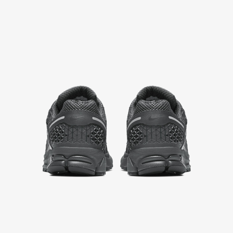 Nike NIKE ZOOM VOMERO 5 SP 