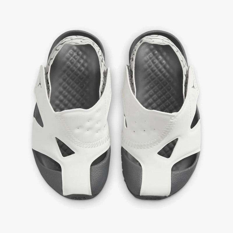 Nike JORDAN FLARE BT 