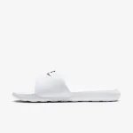 Nike VICTORI ONE 