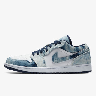 Nike Air Jordan 1 Low SE 
