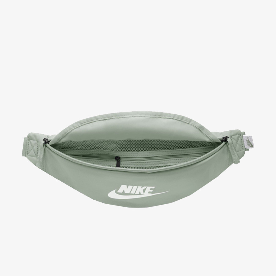 Nike Heritage 