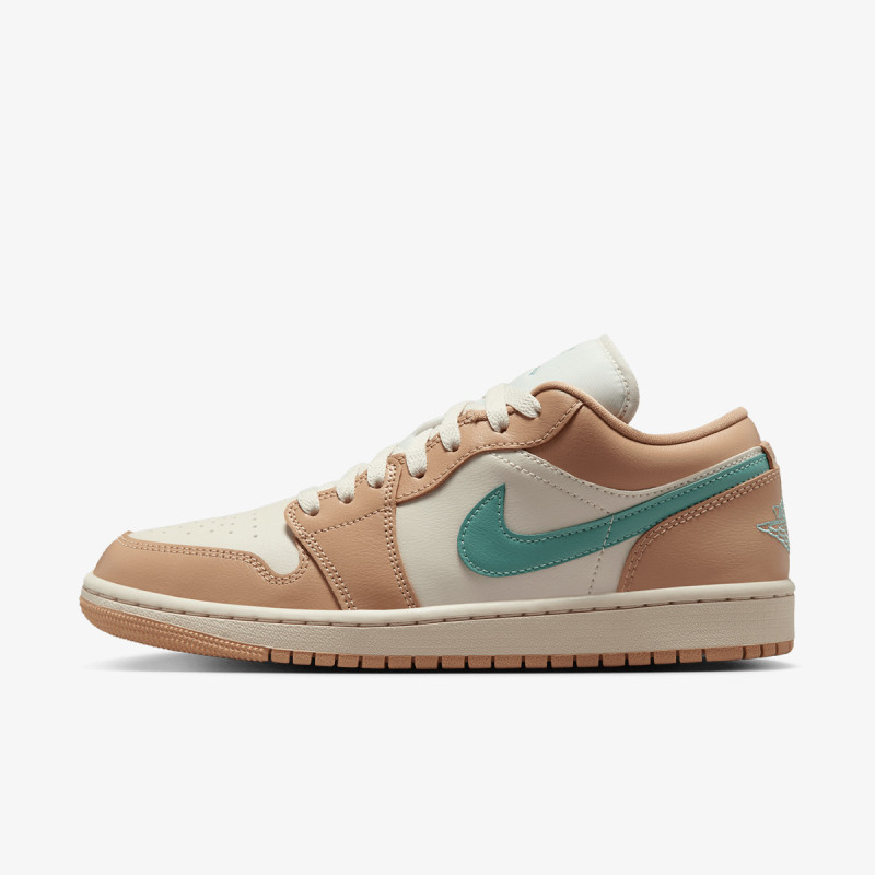 Nike WMNS AIR JORDAN 1 LOW 