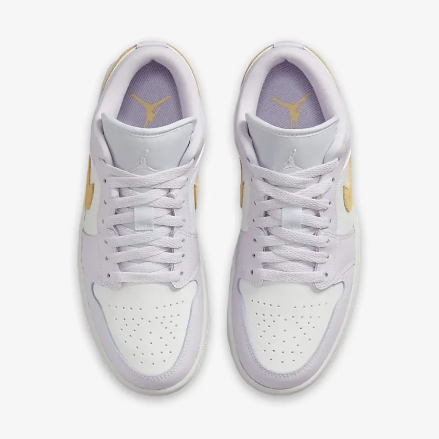Nike AIR JORDAN 1 LOW 