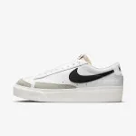 Nike LIFESTYLE SNEAKERS 