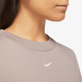 Nike Sportswear Essential 