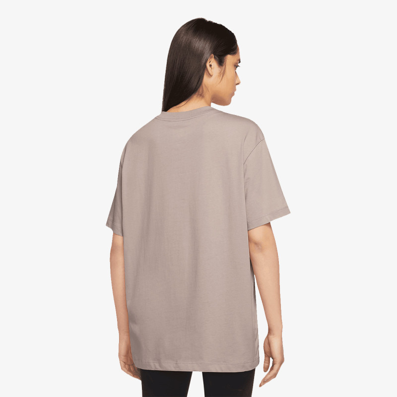 Nike Sportswear Essential 
