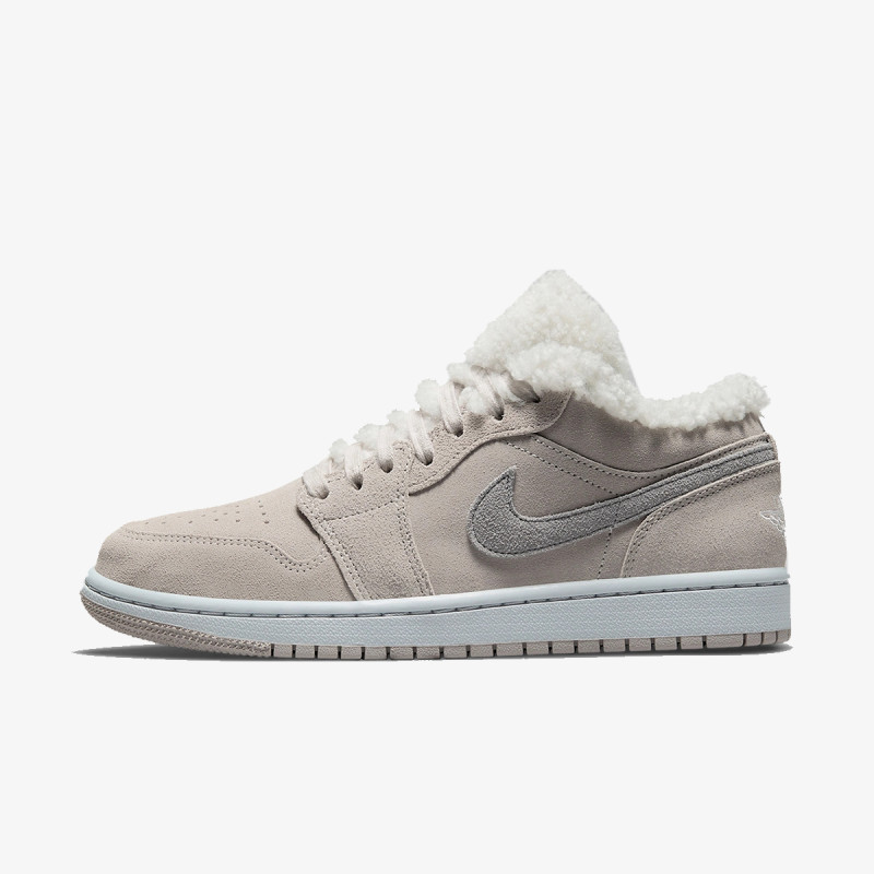 Nike WMNS AIR JORDAN 1 LOW SE V2 