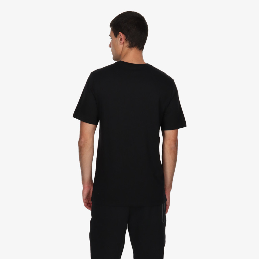 Nike Sportswear 