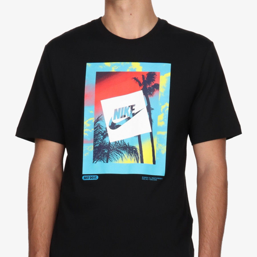 Nike Sportswear 