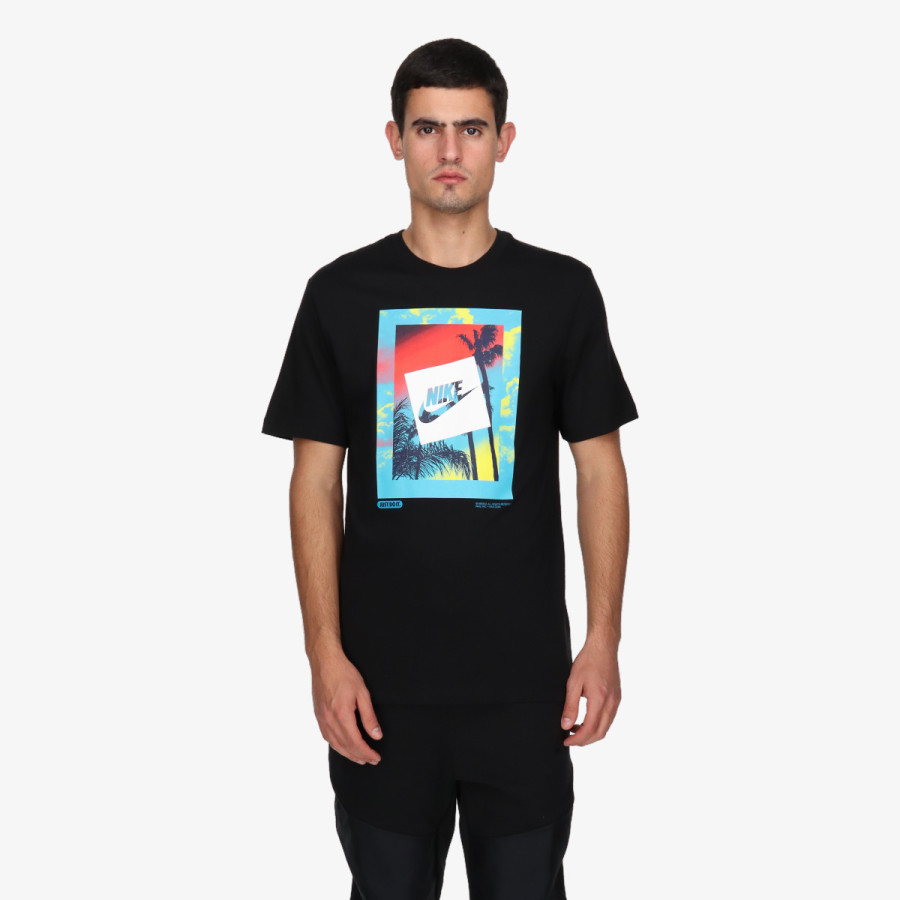 Nike Sportswear 