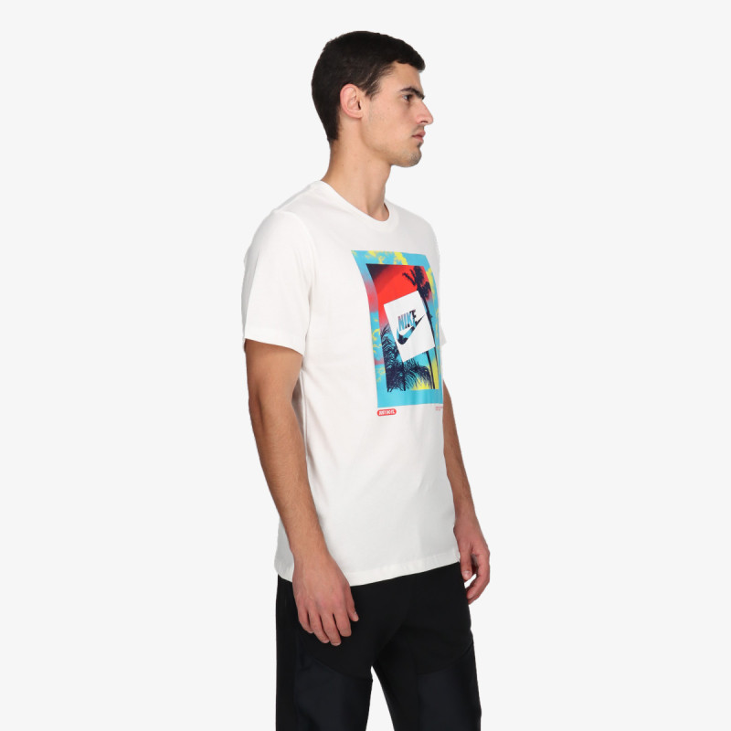 Nike Sportswear 
