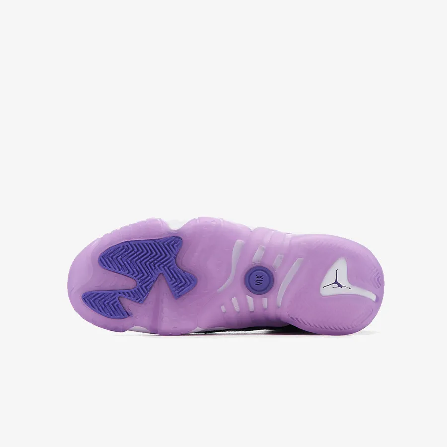 Nike WMNS JUMPMAN TWO TREY 