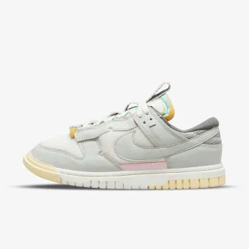 Nike DUNK LOW REMASTERED 