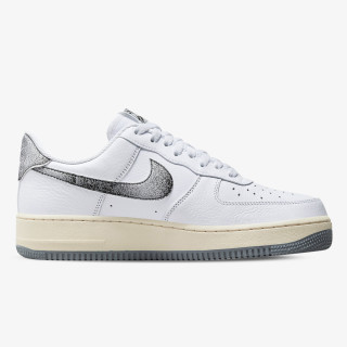 Nike AIR FORCE 1 '07 LX EMB 