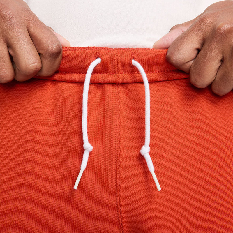 Nike Solo Swoosh 