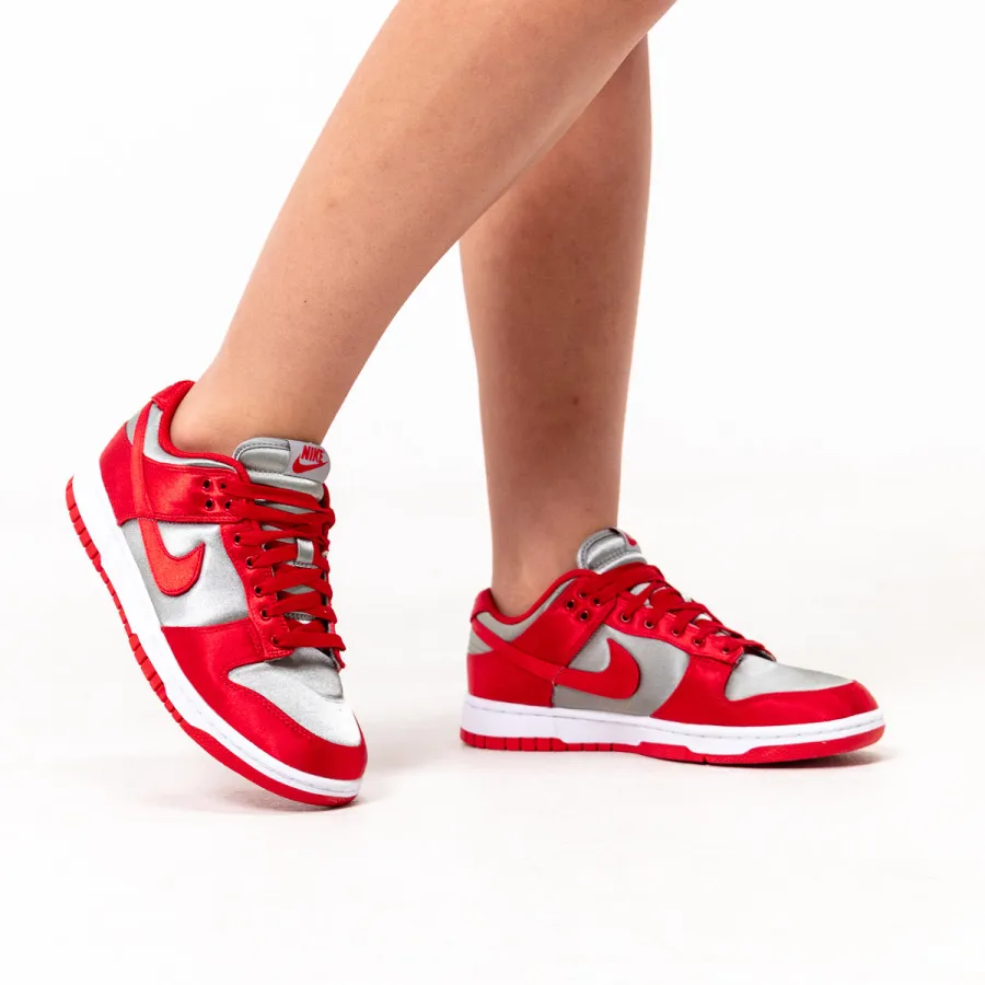 Nike W NIKE DUNK LOW ESS SNKR 