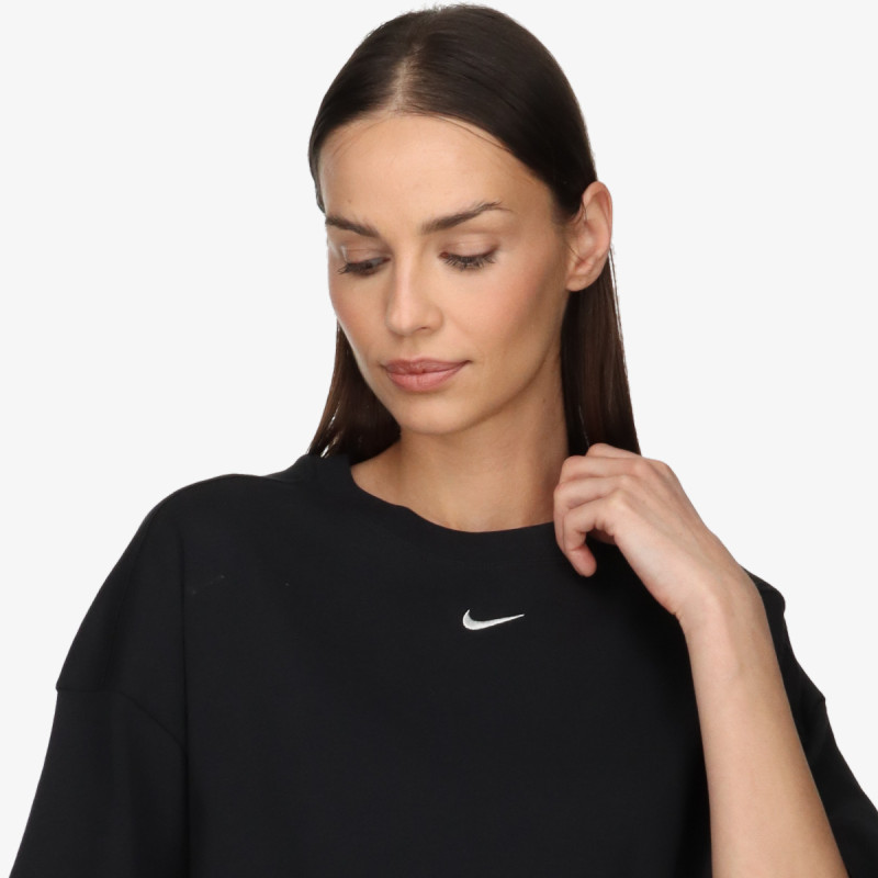 Nike Sportswear Essential 
