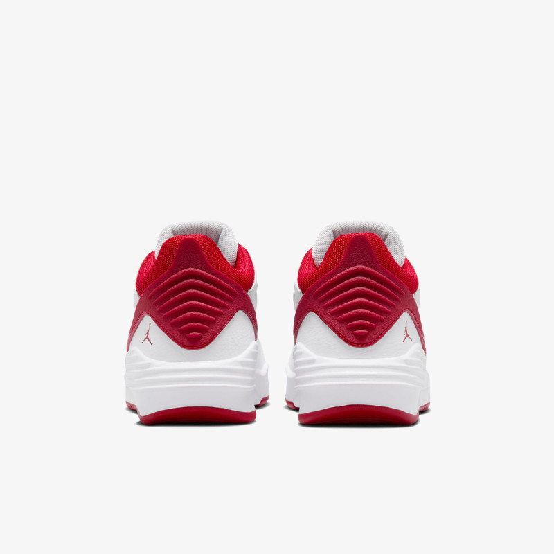 Nike Jordan Max Aura 5 