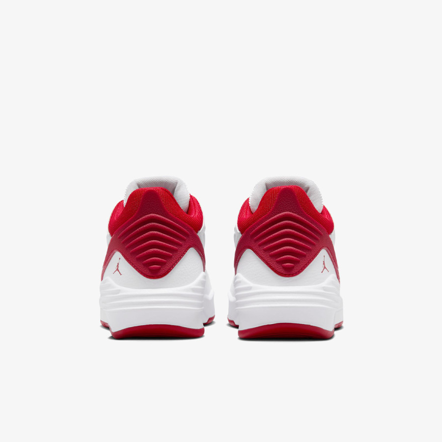 Nike Jordan Max Aura 5 