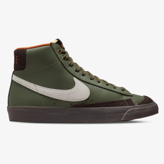 Nike BLAZER MID '77 VNTG FF 