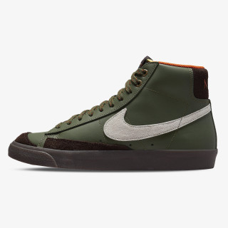 Nike BLAZER MID '77 VNTG FF 