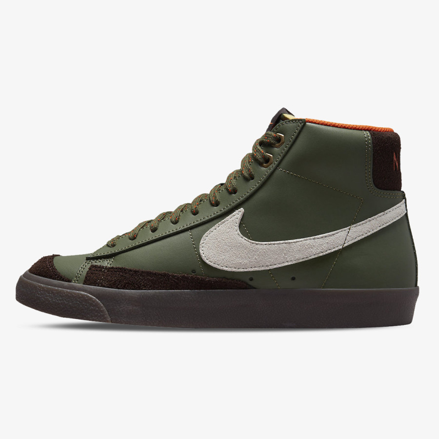 Nike BLAZER MID '77 VNTG FF 
