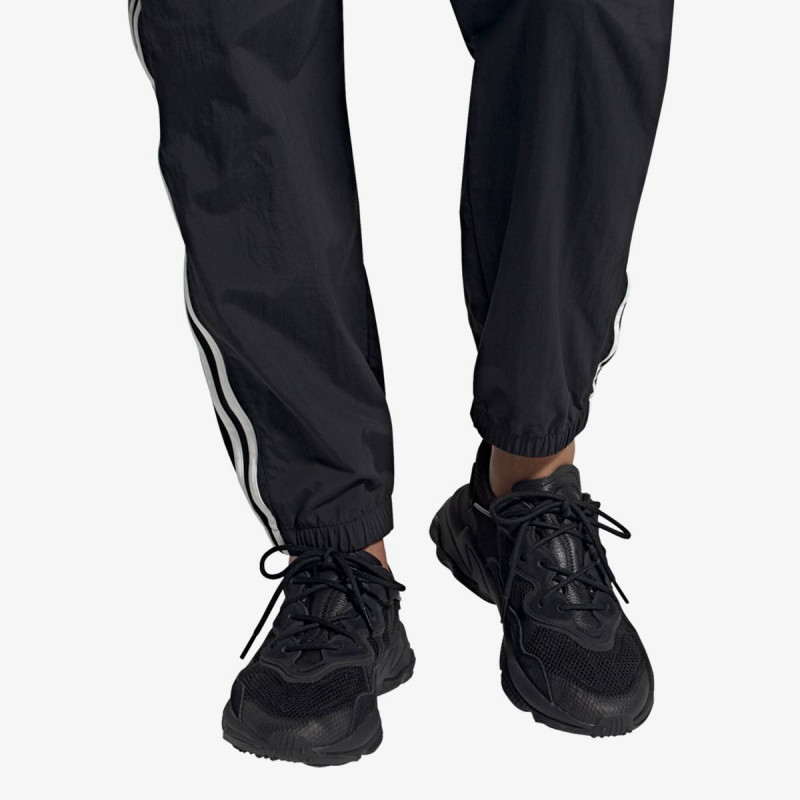 adidas OZWEEGO 