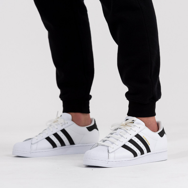 adidas SUPERSTAR 
