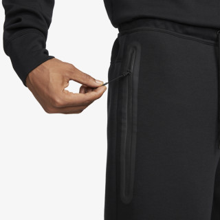 Nike Tech Fleece 