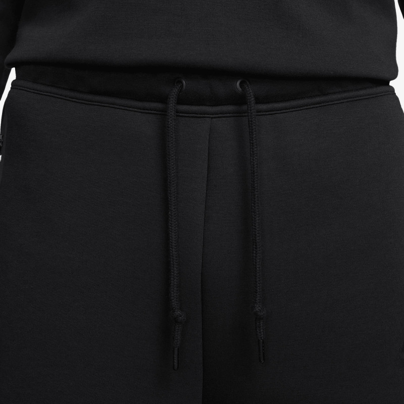 Nike Tech Fleece 