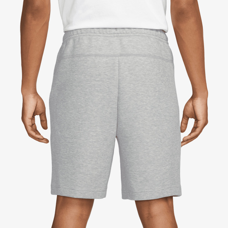 Nike Tech Fleece 